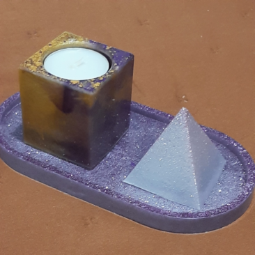 bougeoir et pyramide porte bagues